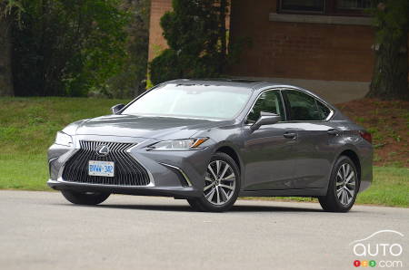 2021 Lexus ES Review: Who You Calling Stodgy?
